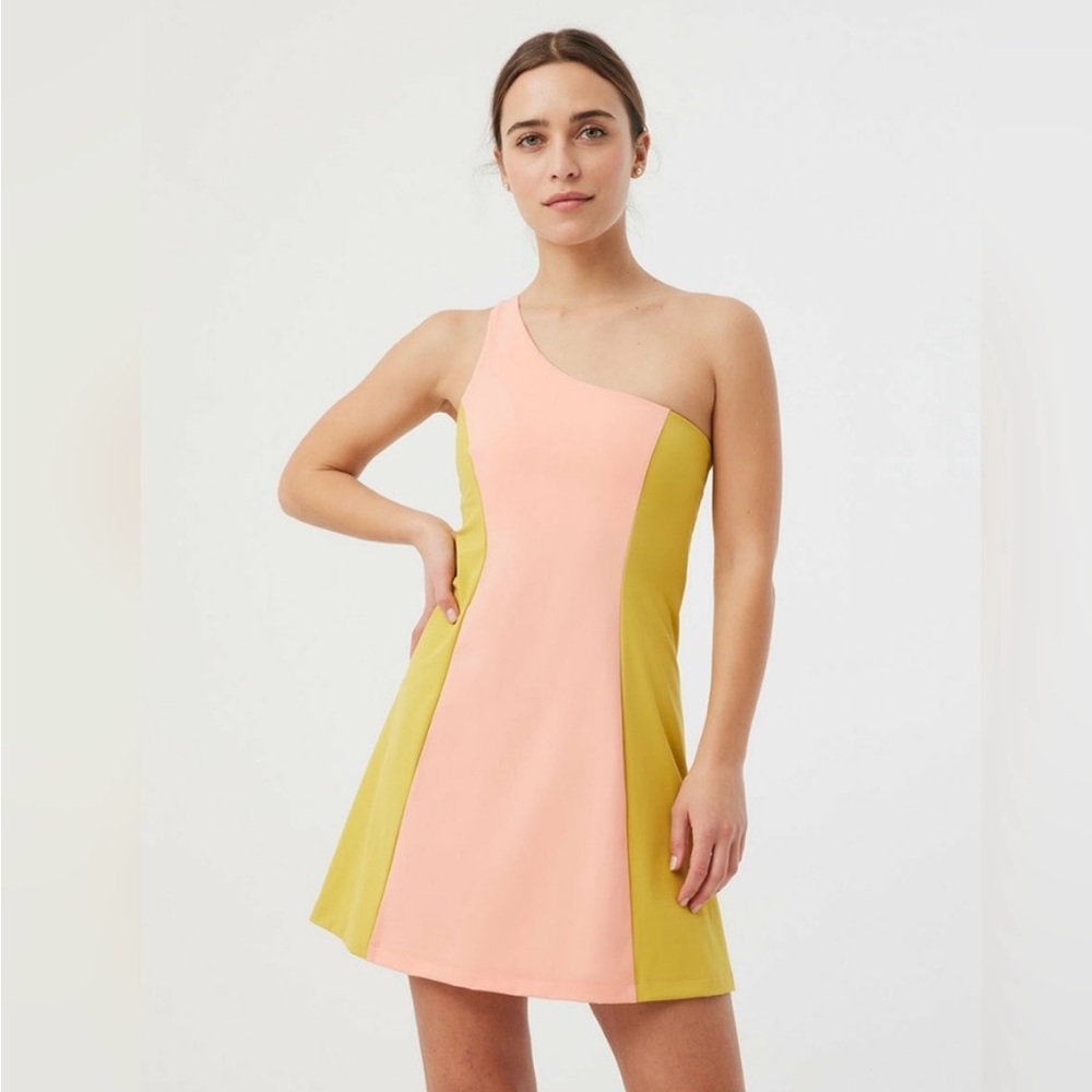 Brand new outdoor voices dress